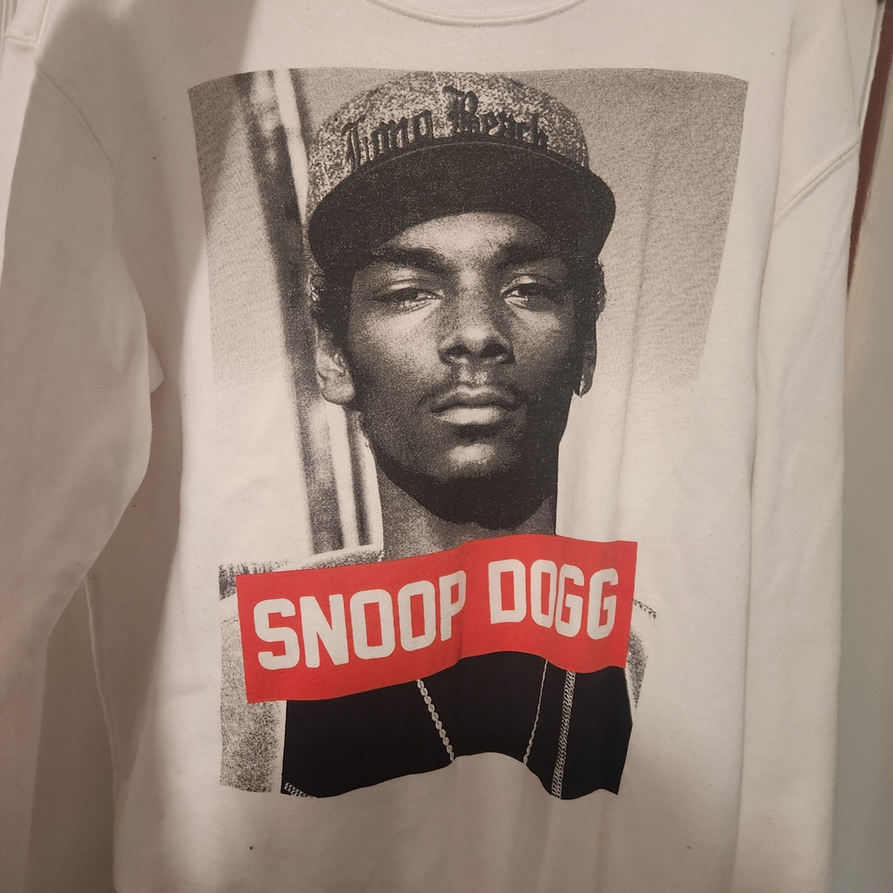 Graphic White Crew Neck Sweater
